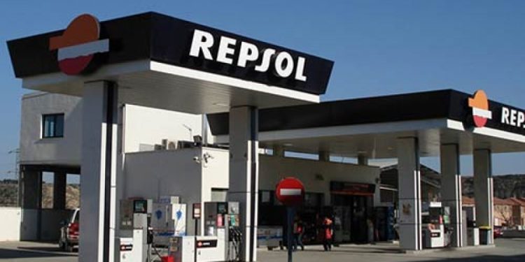 Repsol earns 26.7% less until June and raises shareholder remuneration