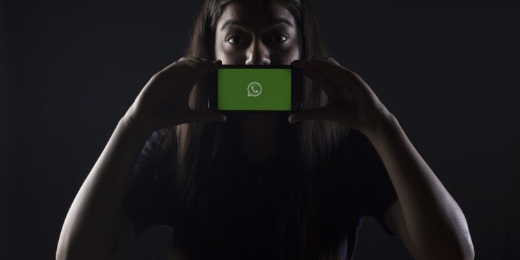 Hackers could change the content of your Whatsapp messages