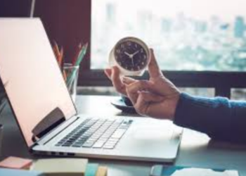 Monitor How Employees Utilize Their Time With An Employee Time Clock App