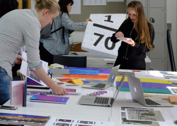 What education do you need for graphic design in the UK ?