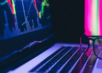 The UK's Distinction between FX and Futures Trading