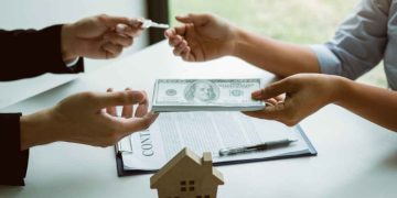 Crafting a Successful Sale Your Step-By-Step Guide to Selling Your House (Including Cash Buyers)