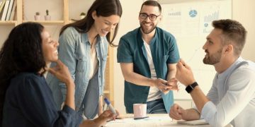 5 Tech Tips for Communicating Professionally